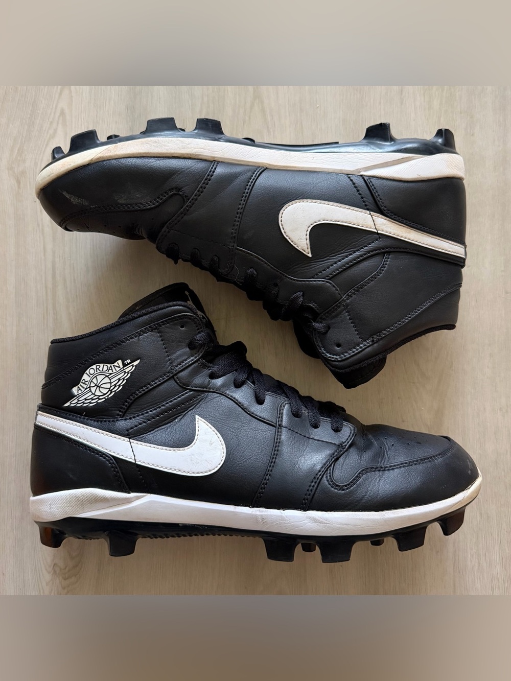 Air Jordan 1 Retro MCS Baseball Cleats Black Molded AV5354-001 Sz 11.5